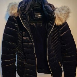 Suede coast with fur